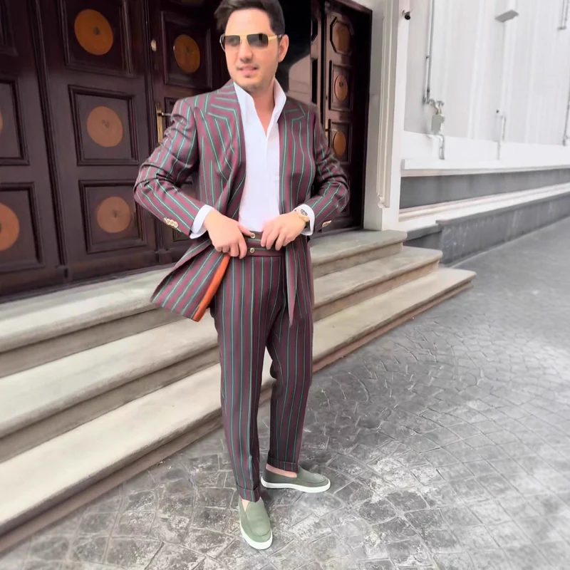 Herren elegante Anzug mit doppelter Knopfreihe und modischen Streifen Nord Taschen