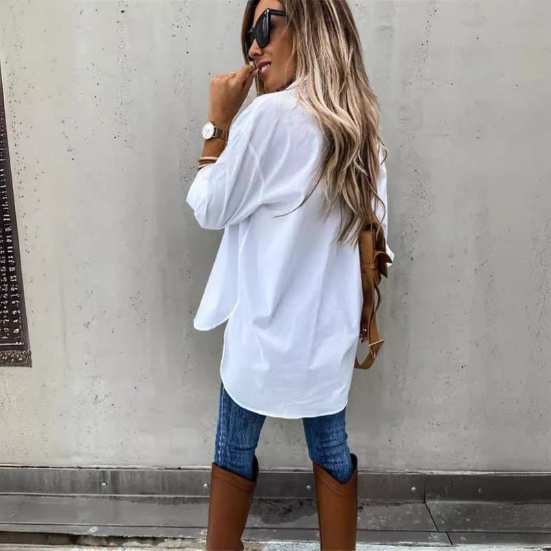 Damen Modische Hemdbluse mit praktischen Brusttaschen und legerem Schnitt