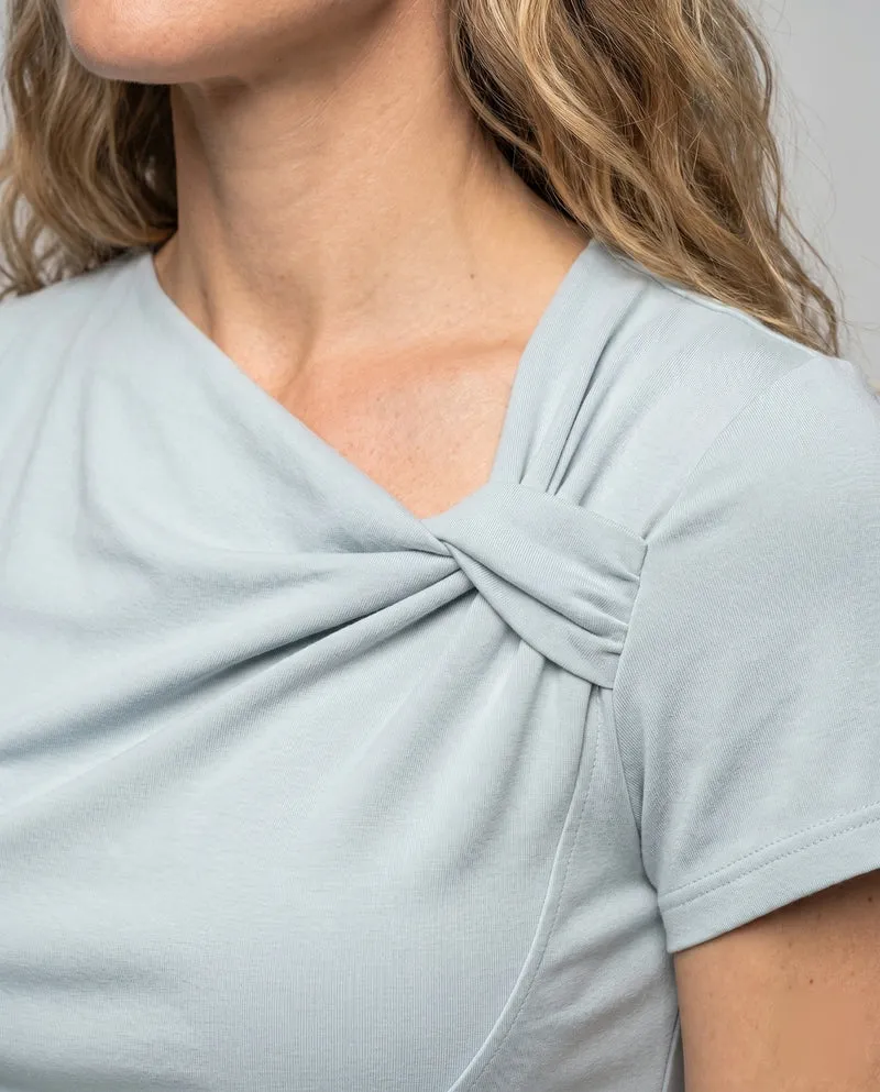 Damen T-Shirt mit modischem Knoten-Design und figurbetontem Schnitt