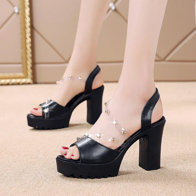 Damen Plattform-Sandalen mit dekorativen Riemen und Glamourösen Akzenten Nord Taschen