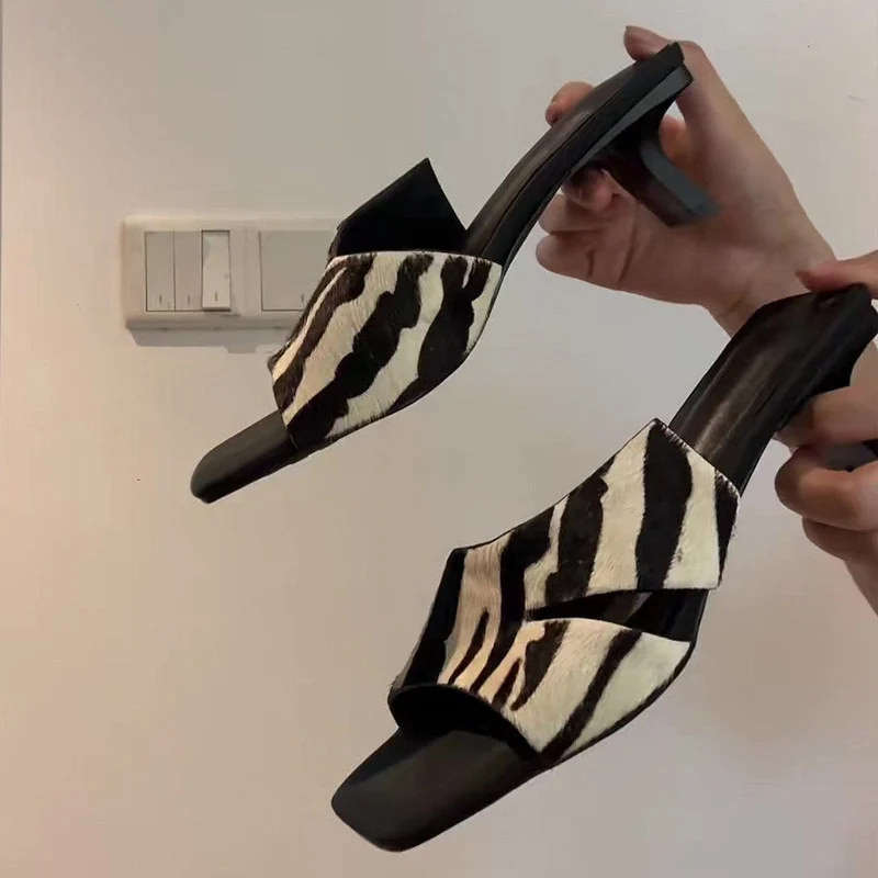 Damen Elegante Mules mit modischem ZNord Taschenra-Design Nord Taschen