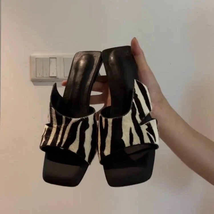 Damen Elegante Mules mit modischem ZNord Taschenra-Design Nord Taschen