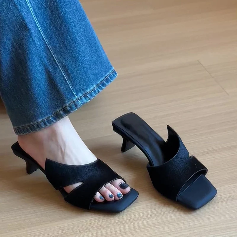 Damen Elegante Mules mit modischem ZNord Taschenra-Design Nord Taschen