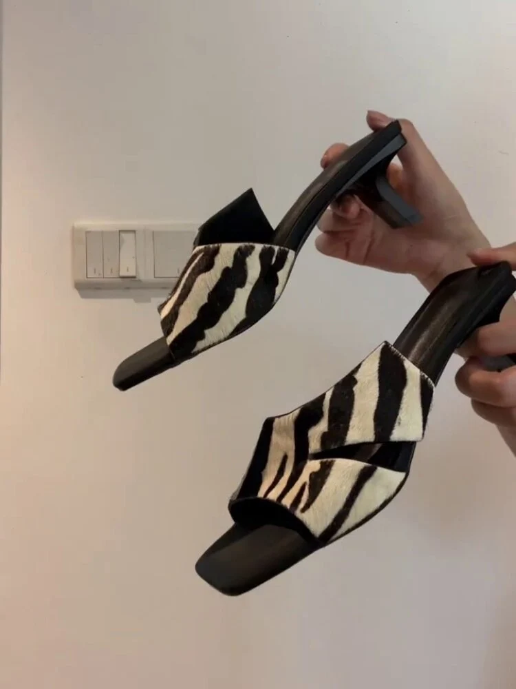 Damen Elegante Mules mit modischem ZNord Taschenra-Design Nord Taschen
