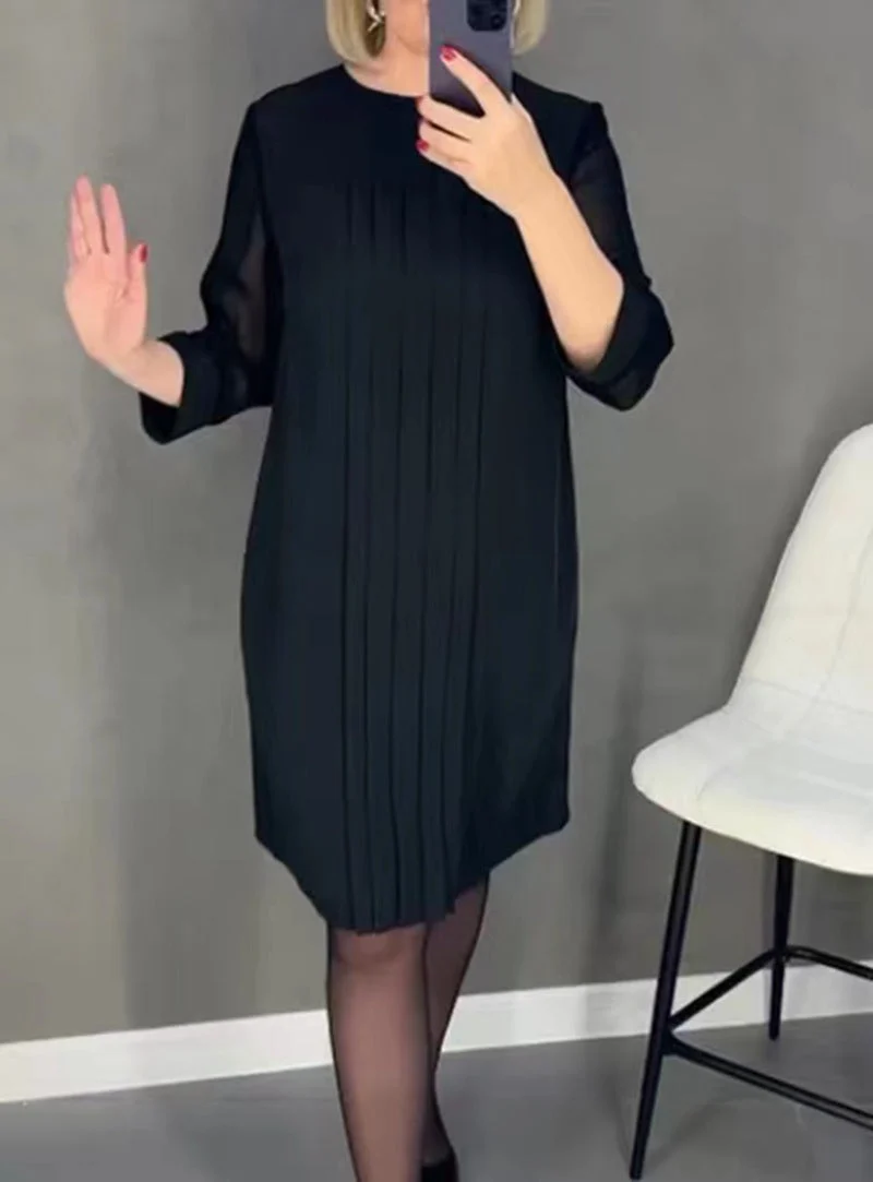 Damen Plissee Abendkleid mit transparenten Ärmeln und elegantem Schnitt