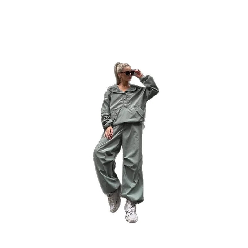 Damen leichte Windjacke im Oversized Schnitt mit Kordelzug und Druckknopfdetails Nord Taschen