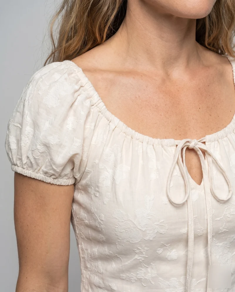 Damen Maxikleid mit tailliertem Oberteil und bezaubernden Puffärmeln