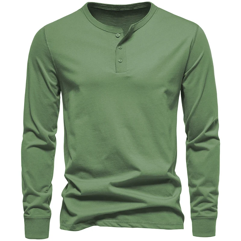 Herren Langärmliges Henley‑Shirt aus Baumwollmix mit dreifacher Knopfleiste und schmaler Silhouette Nord Taschen