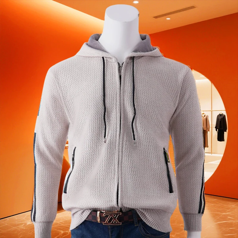 Herren Kapuzen-Sweatjacke mit Reißverschluss, texturierter Strick, Seitentaschen und Kontraststreifen Nord Taschen
